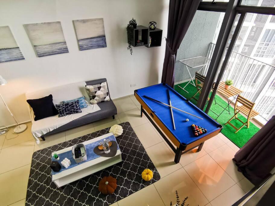 Ekocheras Loft 5 Pax, #snooker #abovemall #balcony #freecarpark Apartment *