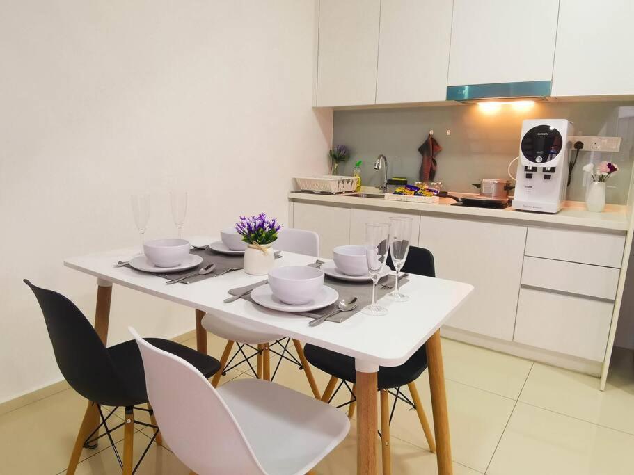 Apartment Ekocheras Loft 5 Pax, #snooker #abovemall #balcony #freecarpark